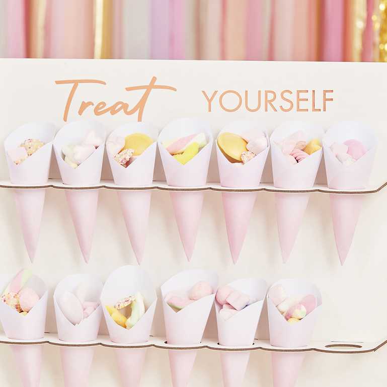 Sweet Cones Treat Stand