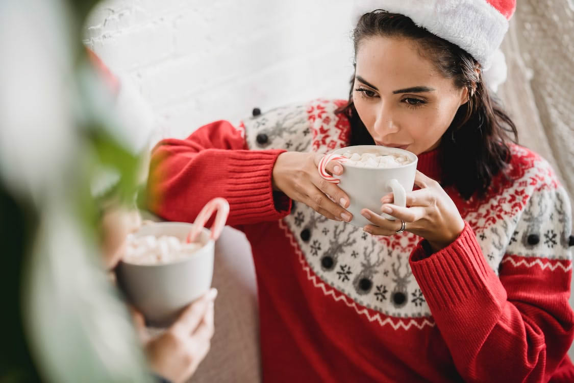 Hot Chocolate Bombs: What are They and Where Do I Buy Them? - SoSweet